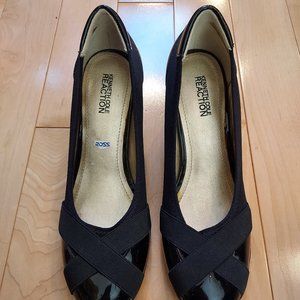 NWOT Kenneth Cole Reaction Don’t Cross Me Black Wedge 7.5M